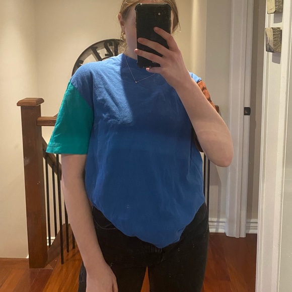 UNIQUE tri-coloured t-shirt - Picture 1 of 2